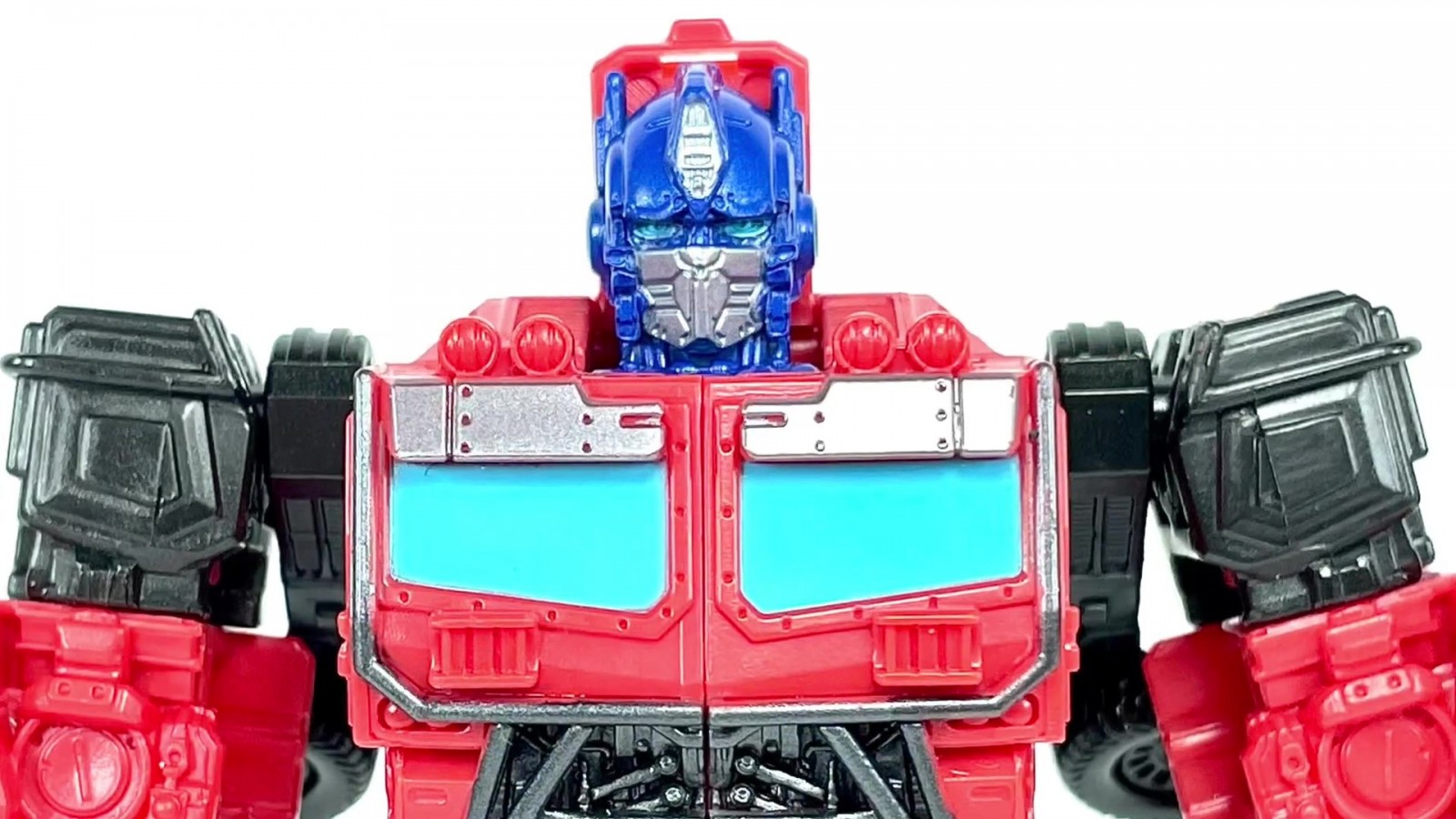 Transformers News: New Images of Rise of the Beasts Toys Give us First Look at Optimus Primal Transformers News: New Images of Rise of the Beasts Toys Give us First Look at Optimus Primal