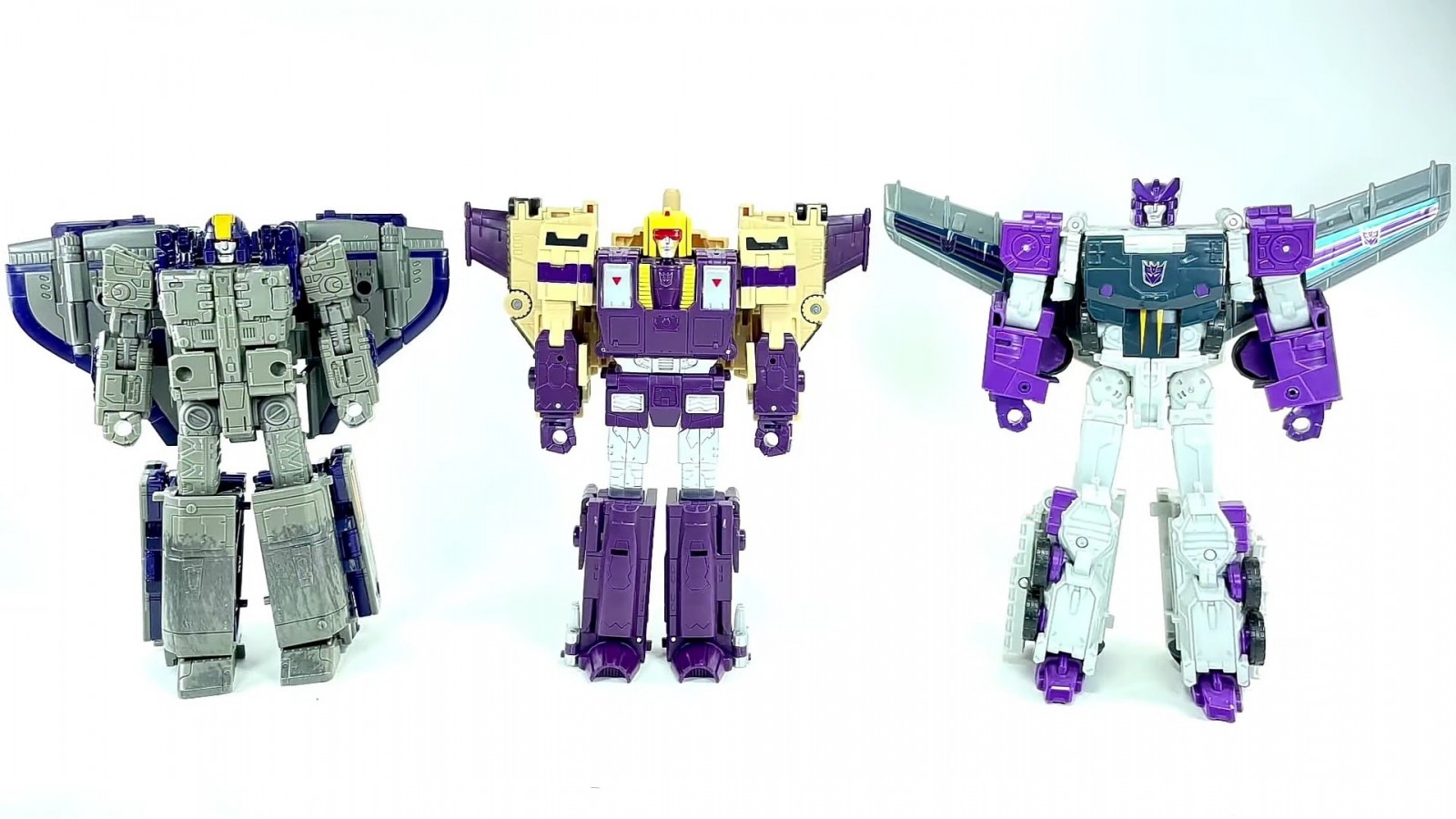 Transformers News: New Comparison Shots to Give You a Sense of Legacy Blitzwing's Scale Transformers News: New Comparison Shots to Give You a Sense of Legacy Blitzwing's Scale