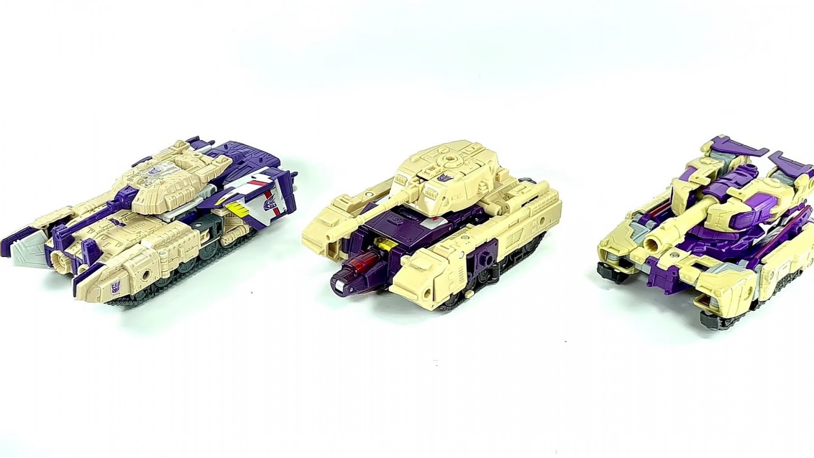 Transformers News: New Comparison Shots to Give You a Sense of Legacy Blitzwing's Scale Transformers News: New Comparison Shots to Give You a Sense of Legacy Blitzwing's Scale