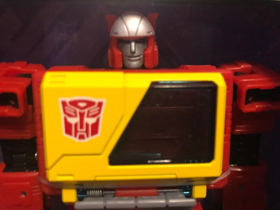 Transformers News: Stock Images of Transformers Shattered Glass Blaster and Rewind
