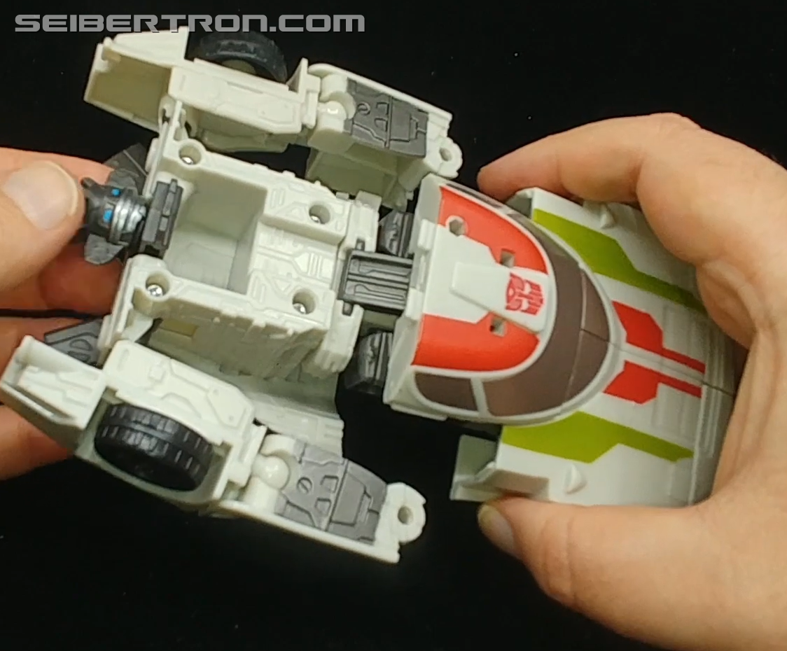 Transformers News: Review of Transformers Authentics Wheeljack Transformers News: Review of Transformers Authentics Wheeljack