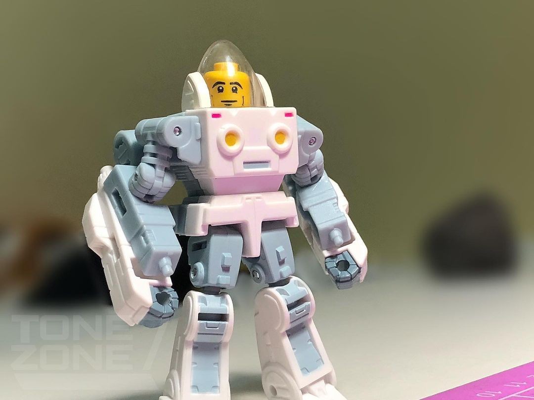Transformers News: Transformers Studio Series Core Class Spike Found in US Transformers News: Transformers Studio Series Core Class Spike Found in US