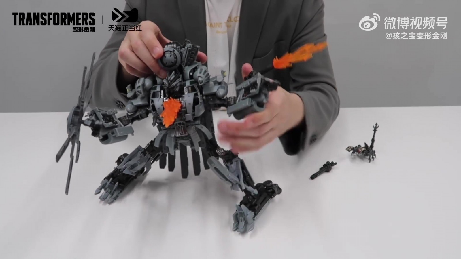 Transformers News: Video Giving Us a Better Look at Transformers MPM-13 Blackout