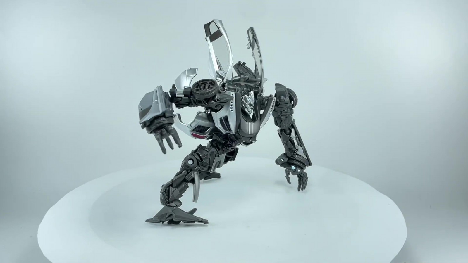 Transformers News: A Better Look at Studio Series ROTF Deluxe Sideways Transformers News: A Better Look at Studio Series ROTF Deluxe Sideways