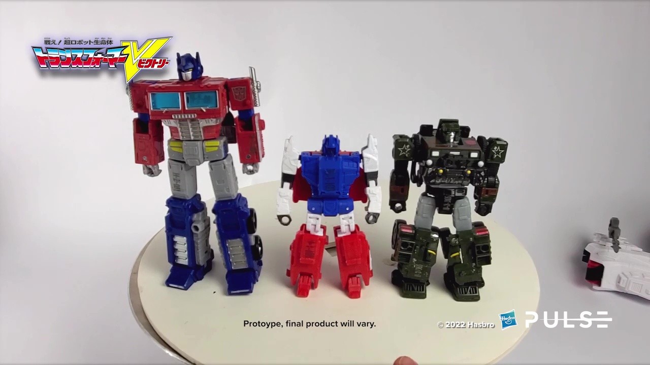 Transformers News: Hasbro Received the Coloured Prototype for Victory Saber and Reviews it with Size Comparisons Transformers News: Hasbro Received the Coloured Prototype for Victory Saber and Reviews it with Size Comparisons