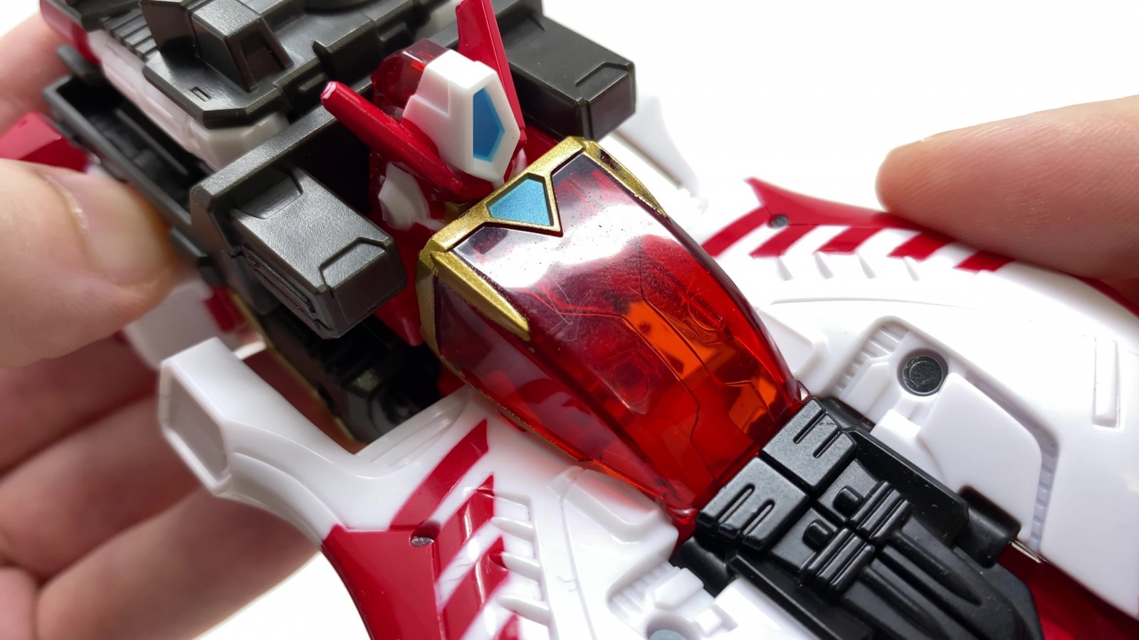 Transformers News: More Images of Walmart Exclusive Voyager Cybertron Override Show us it is a Completely New Mold Transformers News: More Images of Walmart Exclusive Voyager Cybertron Override Show us it is a Completely New Mold