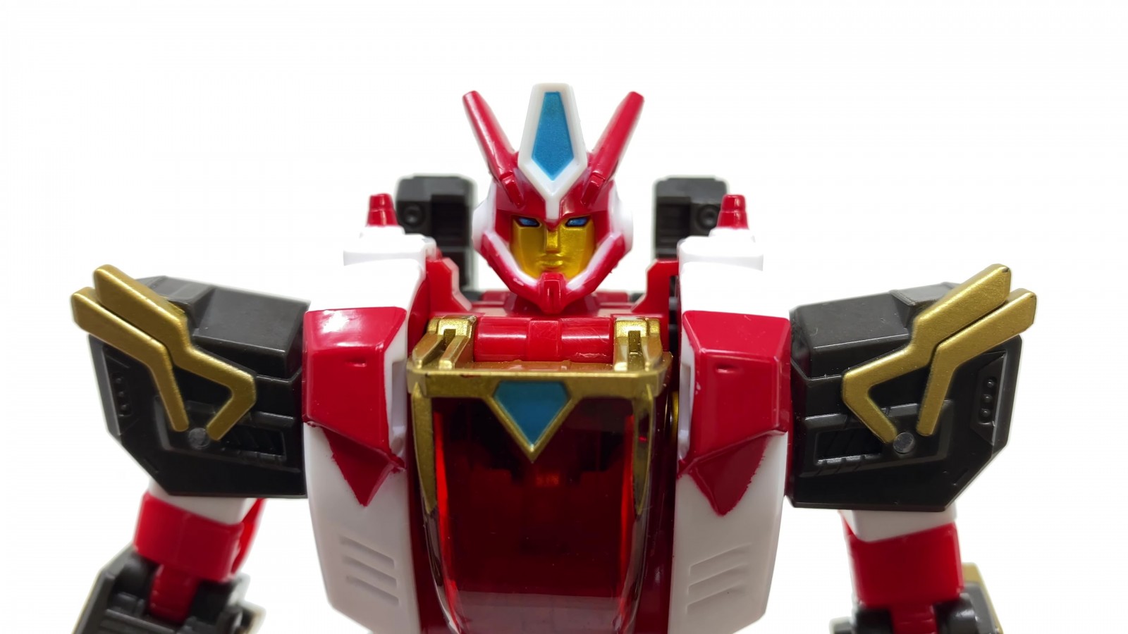 Transformers News: More Images of Walmart Exclusive Voyager Cybertron Override Show us it is a Completely New Mold Transformers News: More Images of Walmart Exclusive Voyager Cybertron Override Show us it is a Completely New Mold