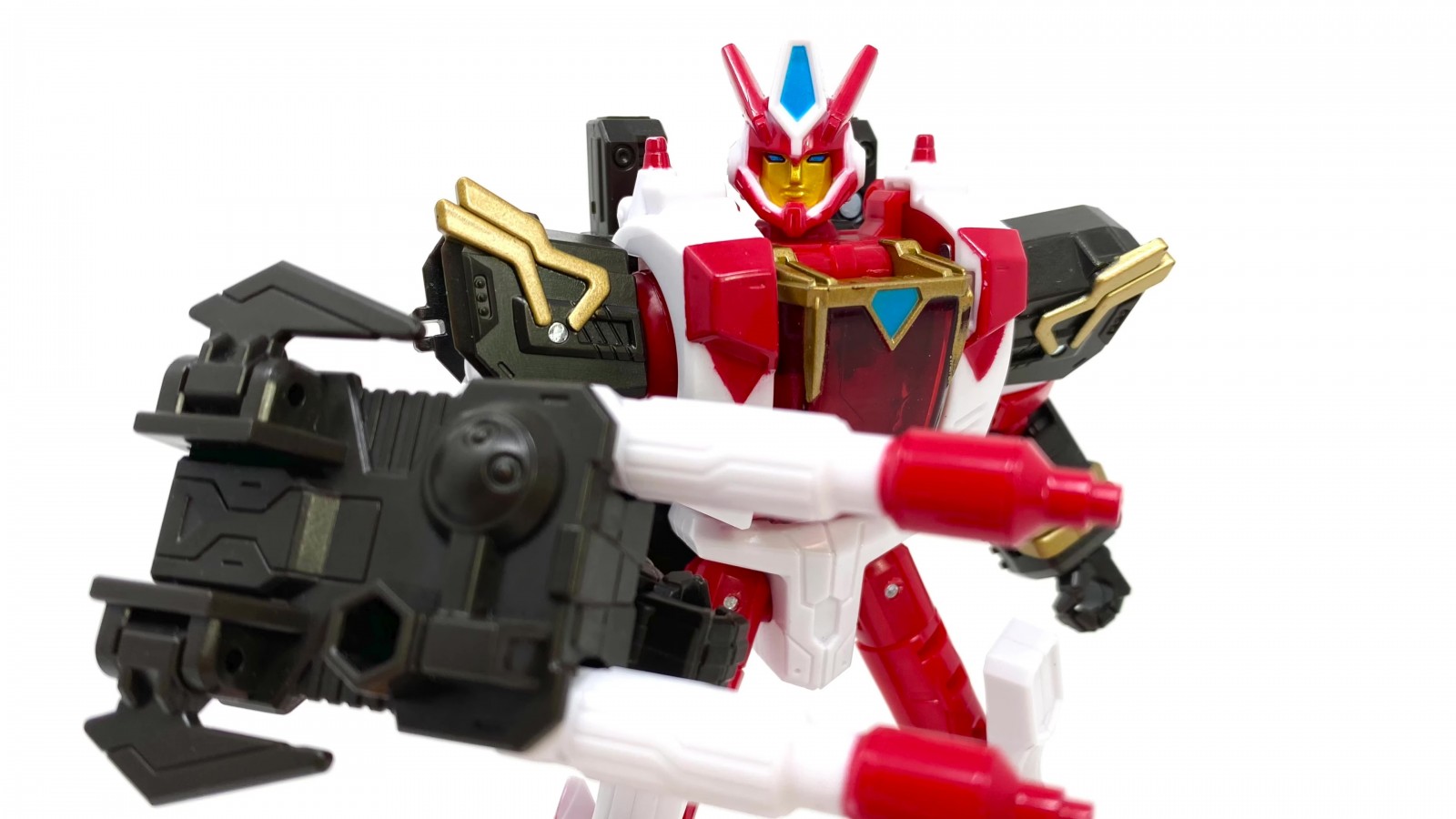 Transformers News: More Images of Walmart Exclusive Voyager Cybertron Override Show us it is a Completely New Mold Transformers News: More Images of Walmart Exclusive Voyager Cybertron Override Show us it is a Completely New Mold