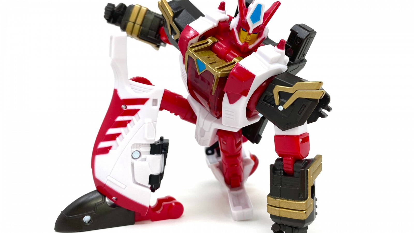 Transformers News: More Images of Walmart Exclusive Voyager Cybertron Override Show us it is a Completely New Mold Transformers News: More Images of Walmart Exclusive Voyager Cybertron Override Show us it is a Completely New Mold
