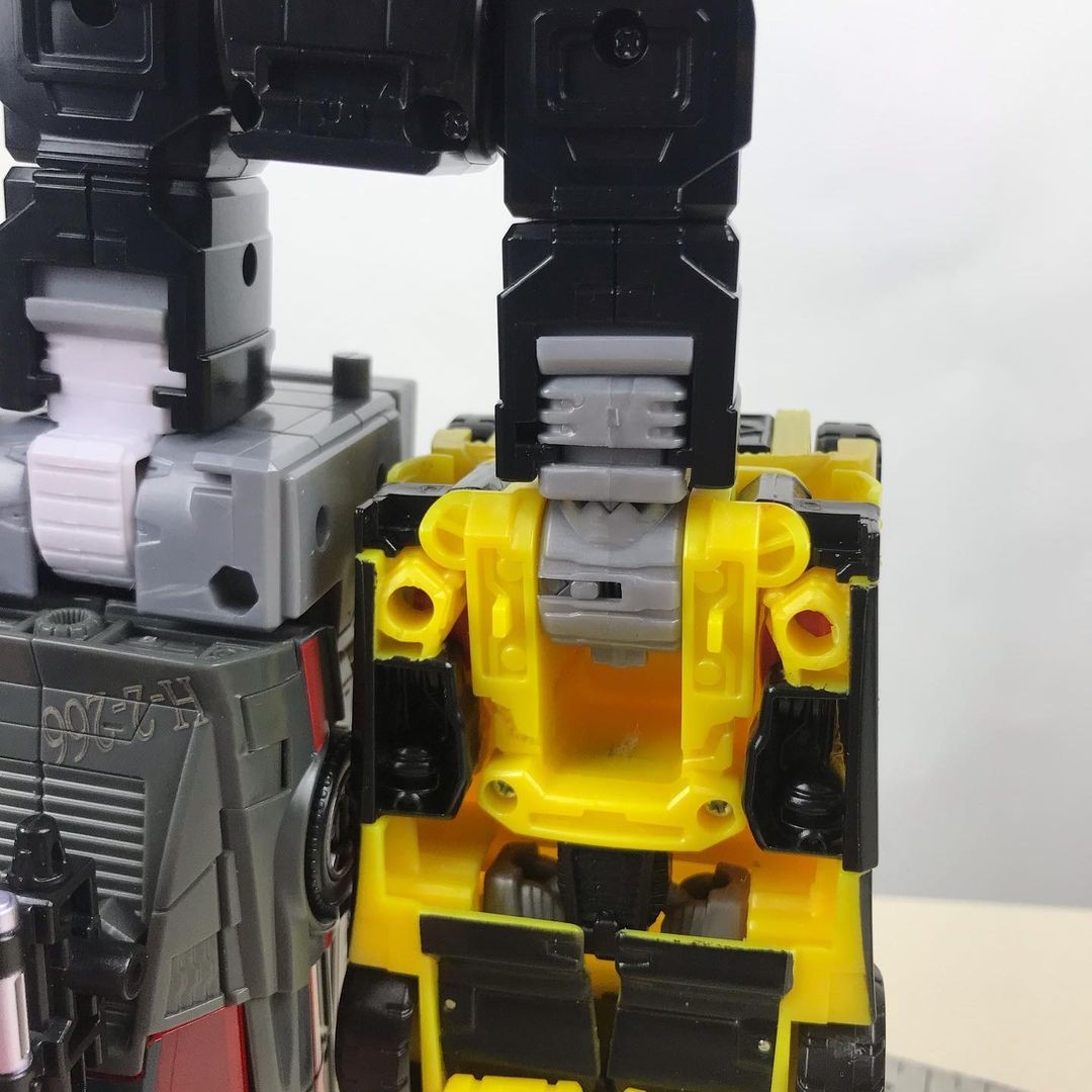 Transformers News: Lots of New Info on Legacy Menasor Including Height Comparisons Transformers News: Lots of New Info on Legacy Menasor Including Height Comparisons