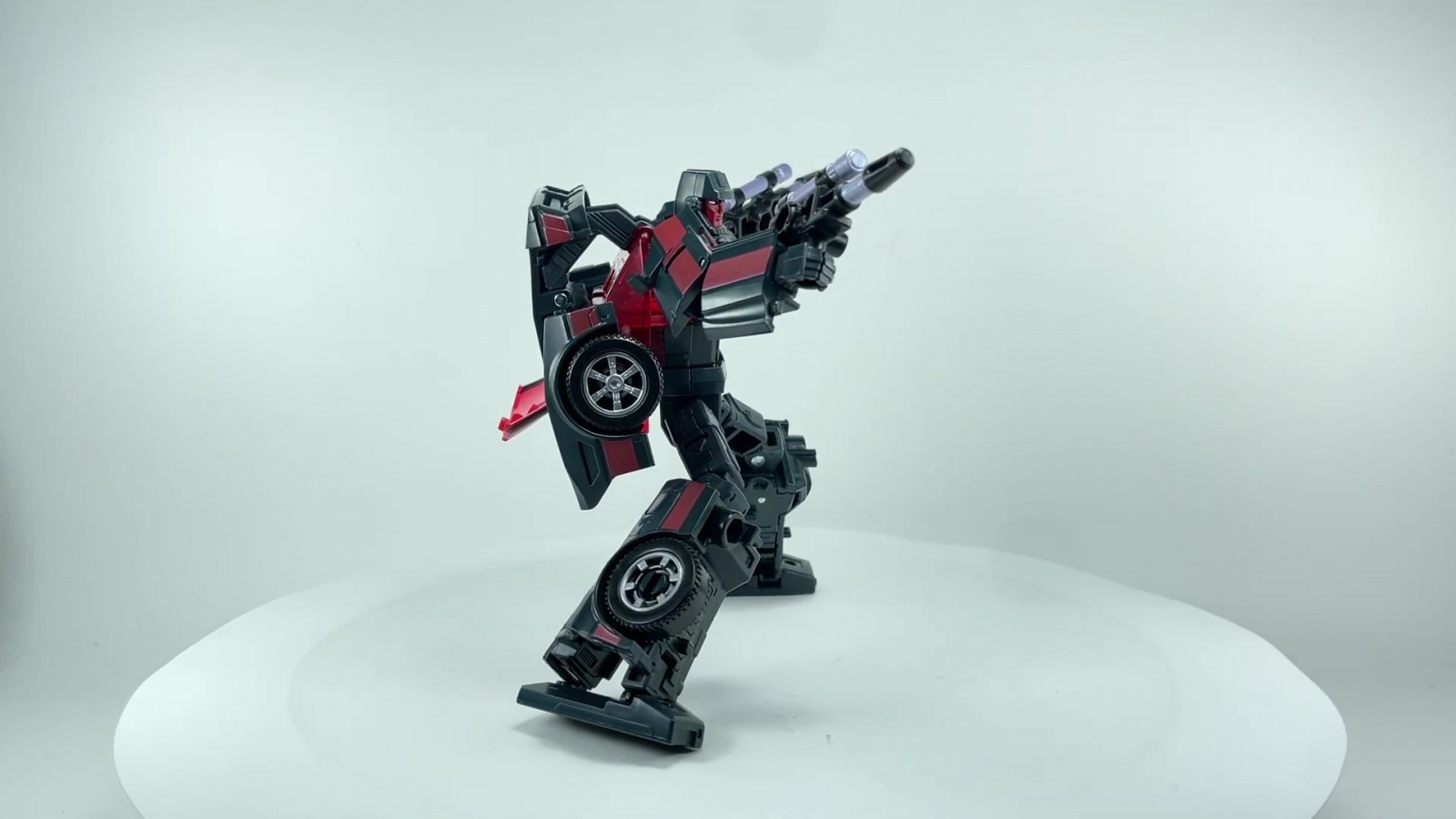 Transformers News: New Images for Legacy Wildriider, Elita-1, and Knockout