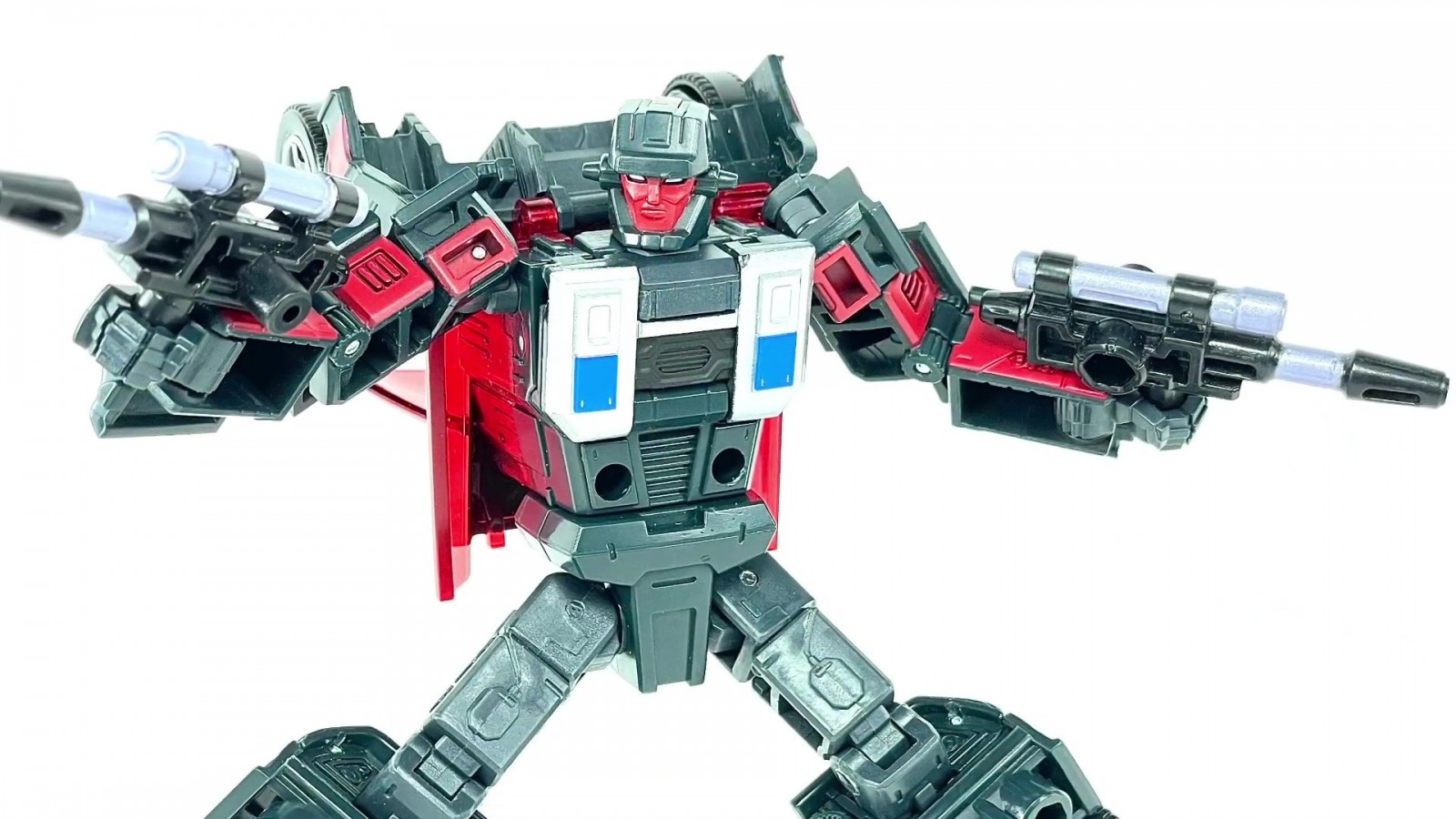 Transformers News: New Images for Legacy Wildriider, Elita-1, and Knockout