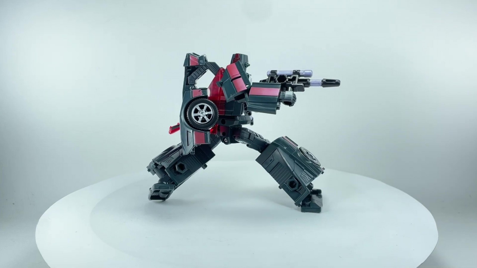 Transformers News: New Images for Legacy Wildriider, Elita-1, and Knockout