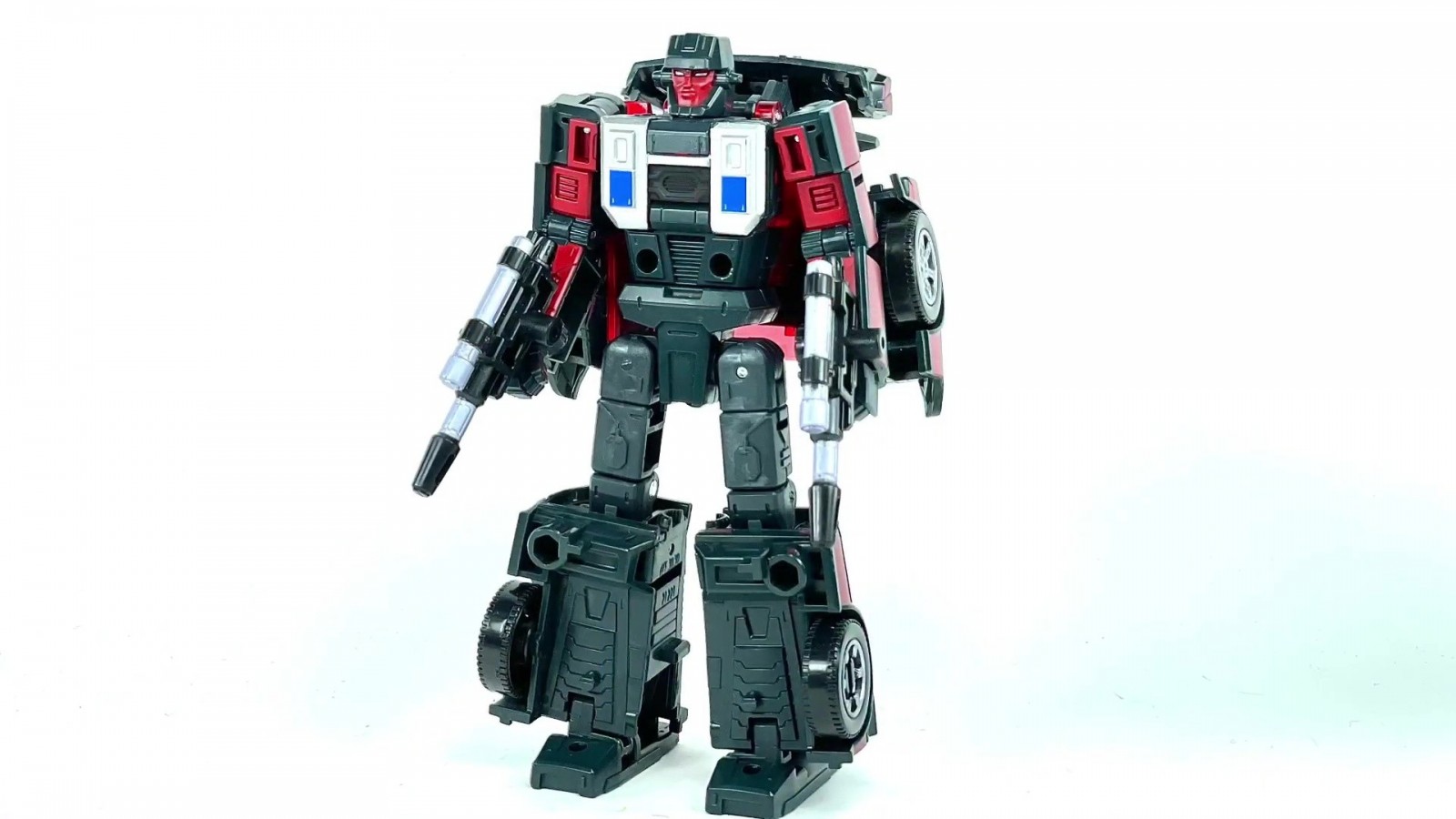 Transformers News: New Images for Legacy Wildriider, Elita-1, and Knockout