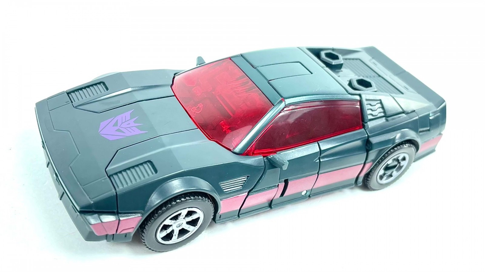 Transformers News: New Images for Legacy Wildriider, Elita-1, and Knockout