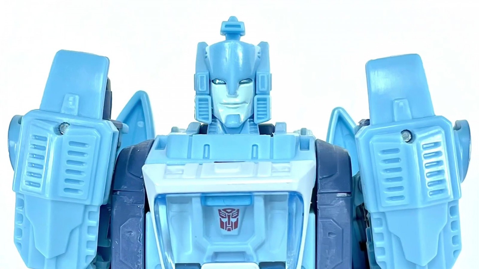 Transformers News: We Finally Known What Velocitron Blurr Looks Like: It's IDW Blurr Transformers News: We Finally Known What Velocitron Blurr Looks Like: It's IDW Blurr