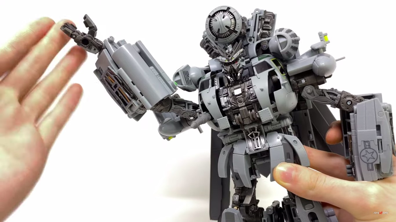 Transformers News: In-Hand Images - Transformers Movie Masterpiece MPM-13 Blackout
