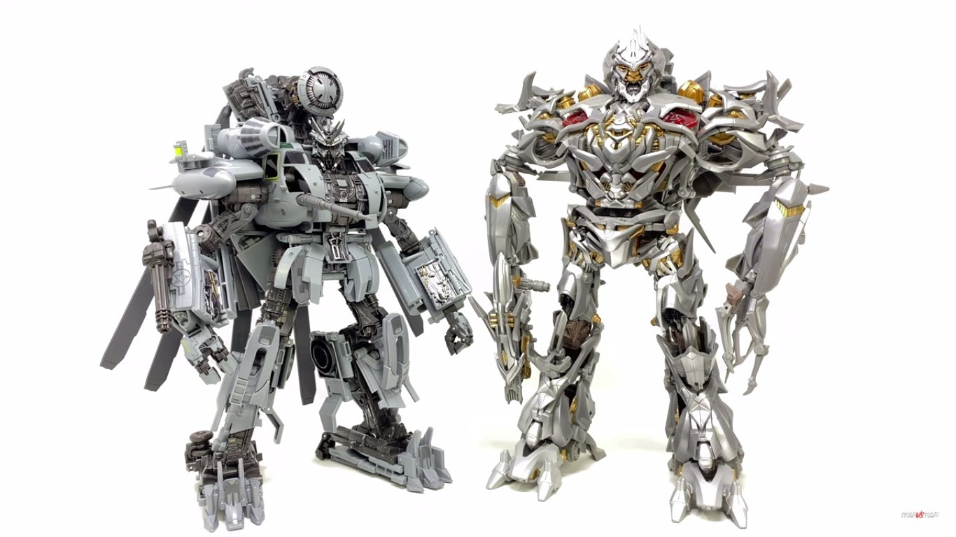 Transformers News: In-Hand Images - Transformers Movie Masterpiece MPM-13 Blackout