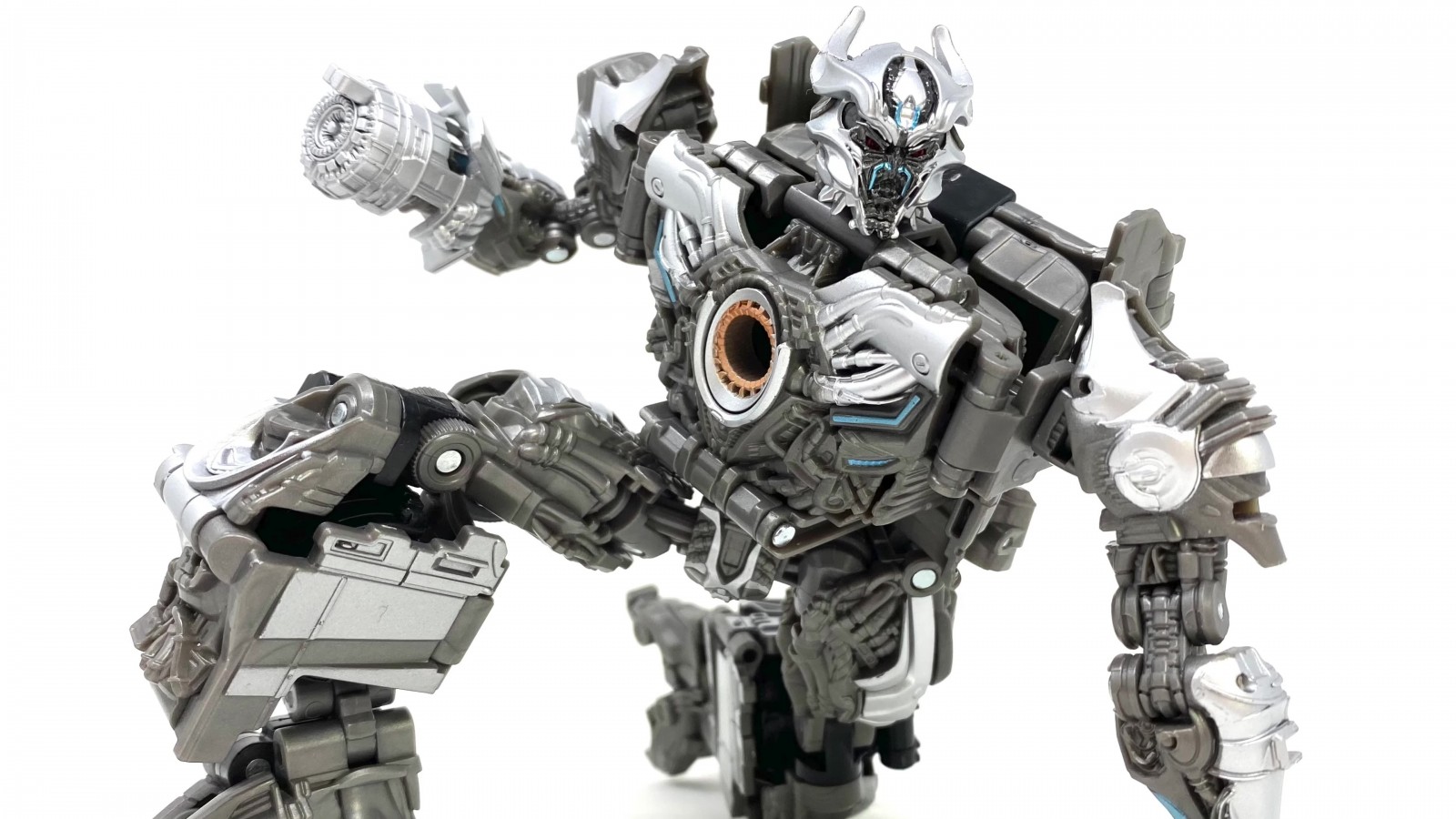 Transformers News: In Hand Images of Transformers Studio Series Galvatron and Arcee
