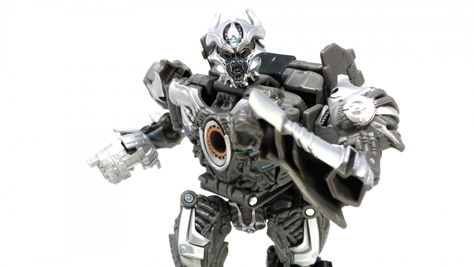 Transformers News: In Hand Images of Transformers Studio Series Galvatron and Arcee