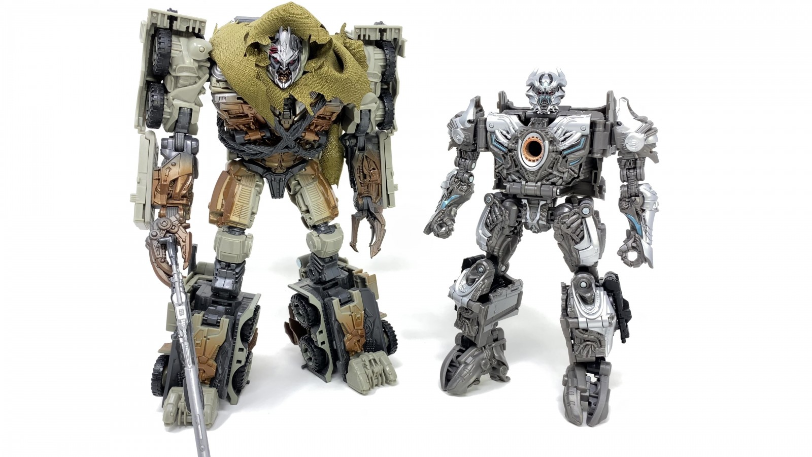 Transformers News: In Hand Images of Transformers Studio Series Galvatron and Arcee