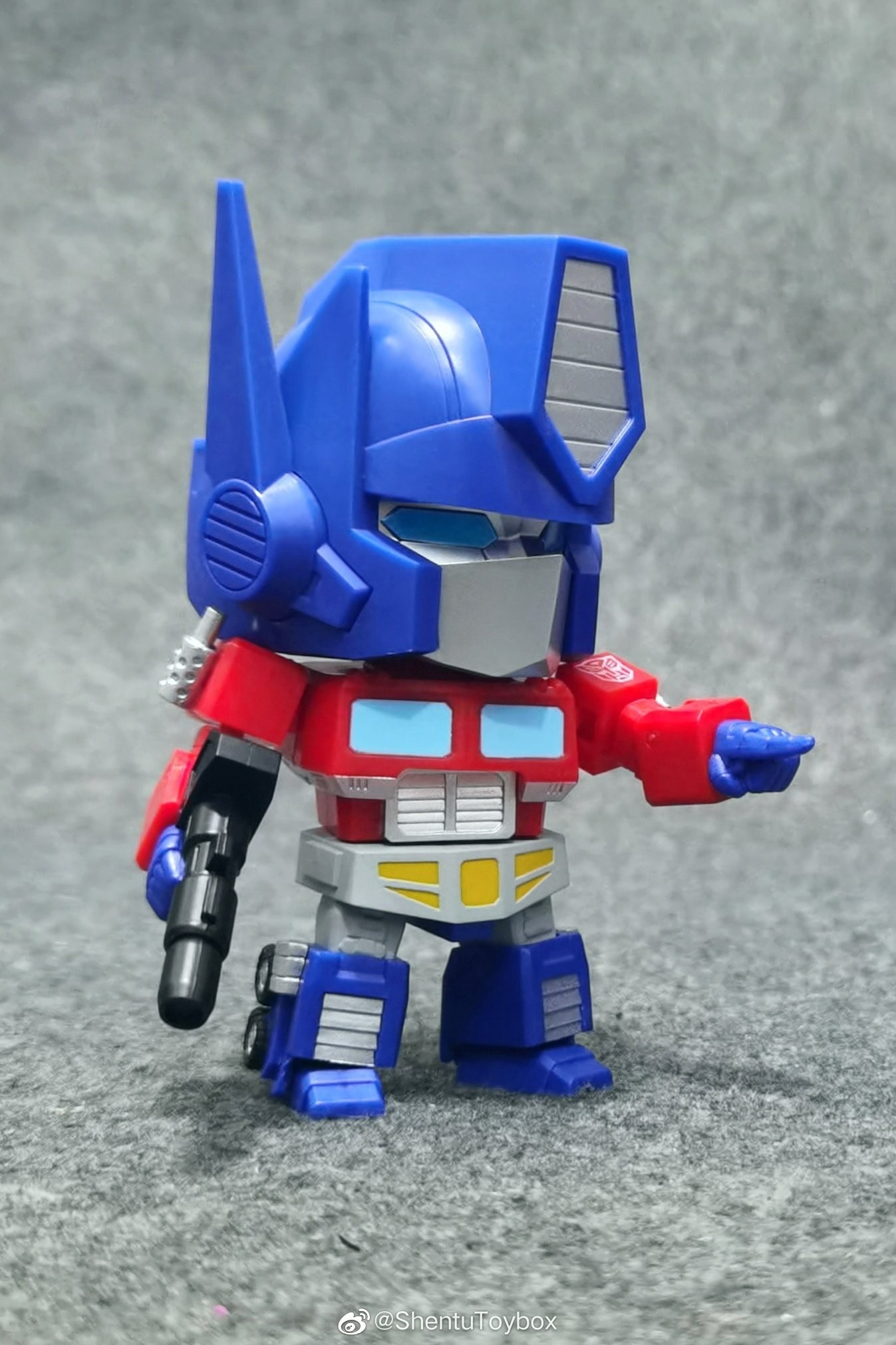 Transformers News: Cuteness Overload with these Nendroid Optimus Prime In Hand Images Transformers News: Cuteness Overload with these Nendroid Optimus Prime In Hand Images