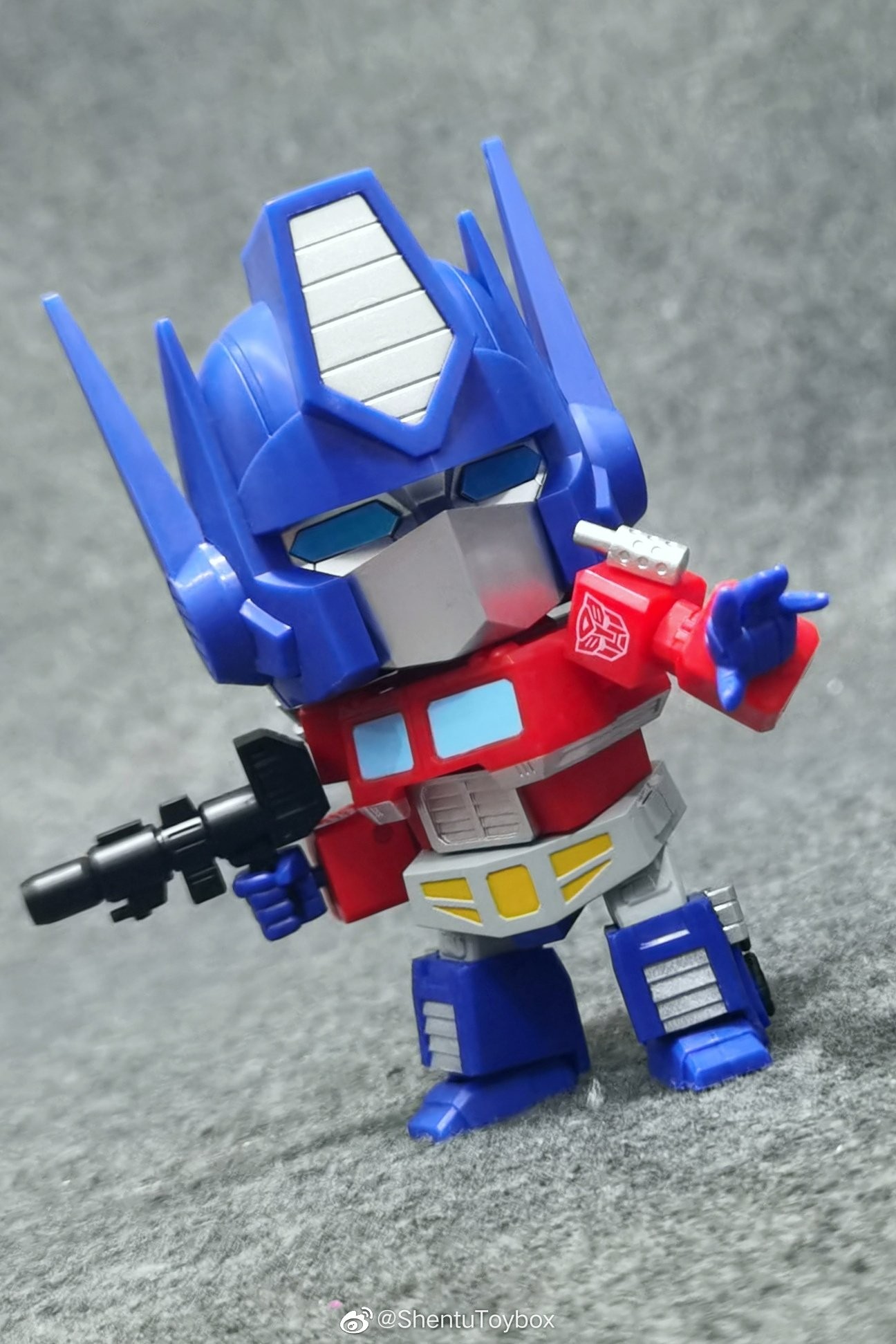 Transformers News: Cuteness Overload with these Nendroid Optimus Prime In Hand Images Transformers News: Cuteness Overload with these Nendroid Optimus Prime In Hand Images