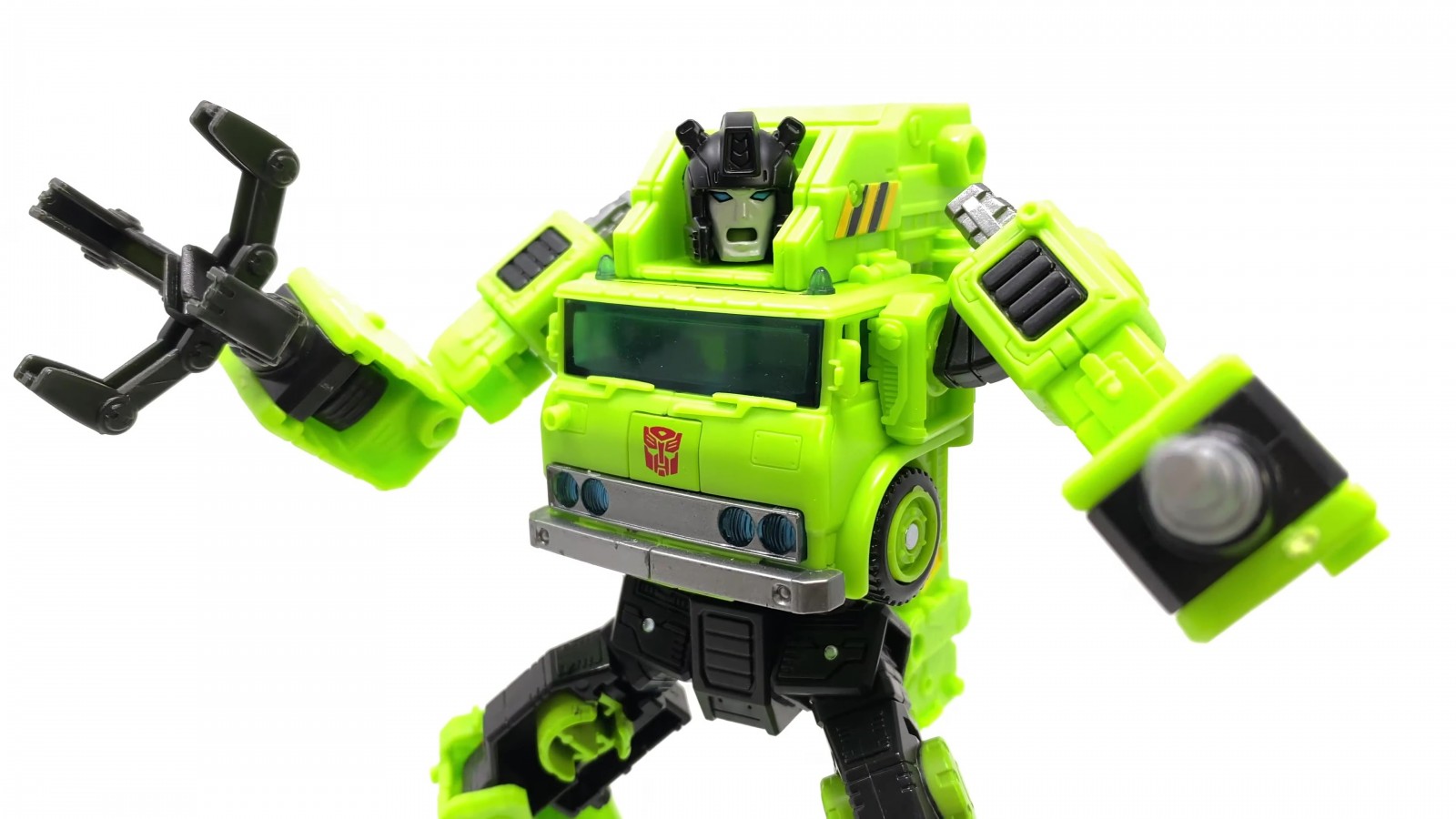Transformers News: In Hand Images of Velocitron Hauler Transformers News: In Hand Images of Velocitron Hauler