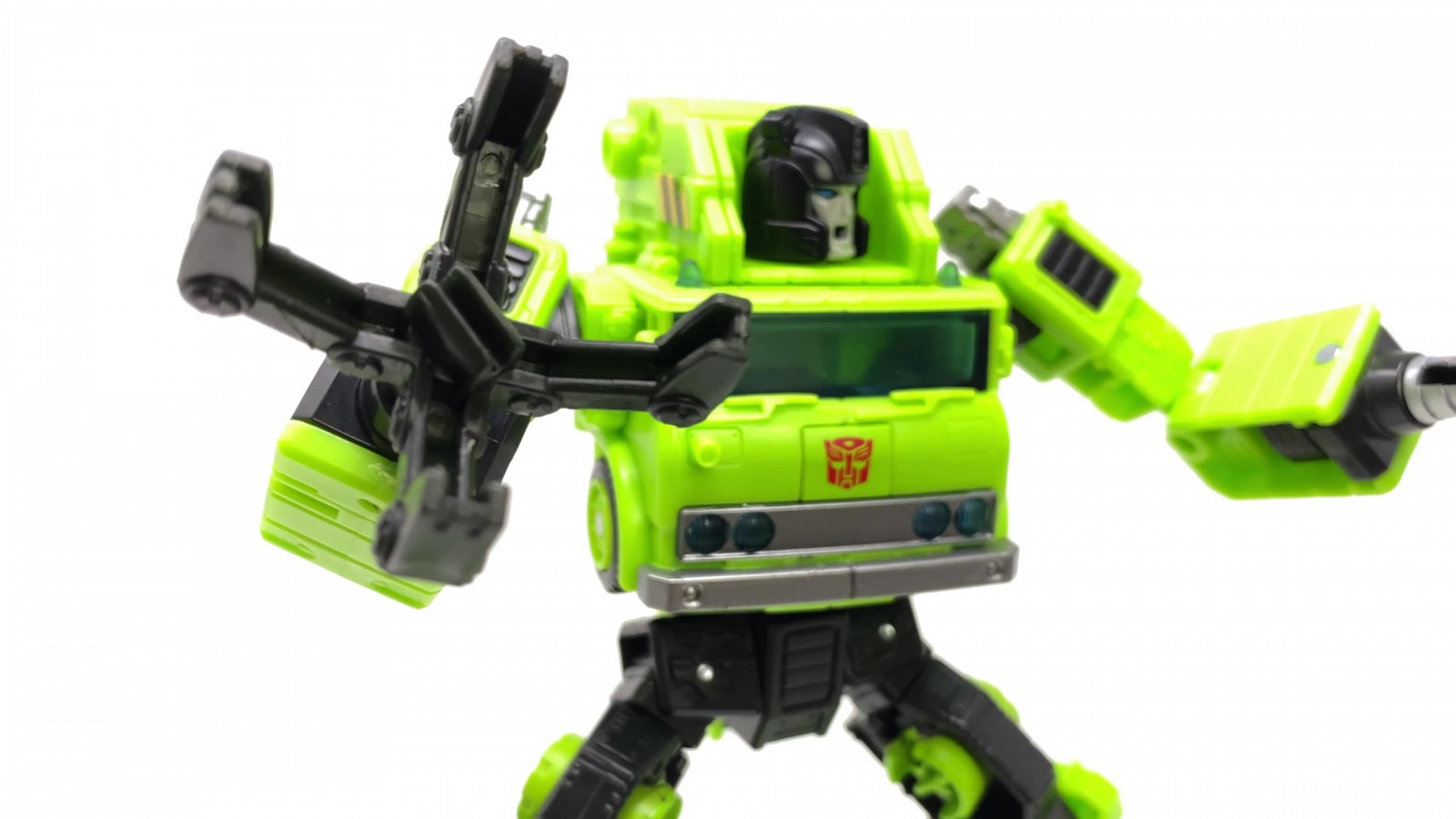 Transformers News: In Hand Images of Velocitron Hauler Transformers News: In Hand Images of Velocitron Hauler