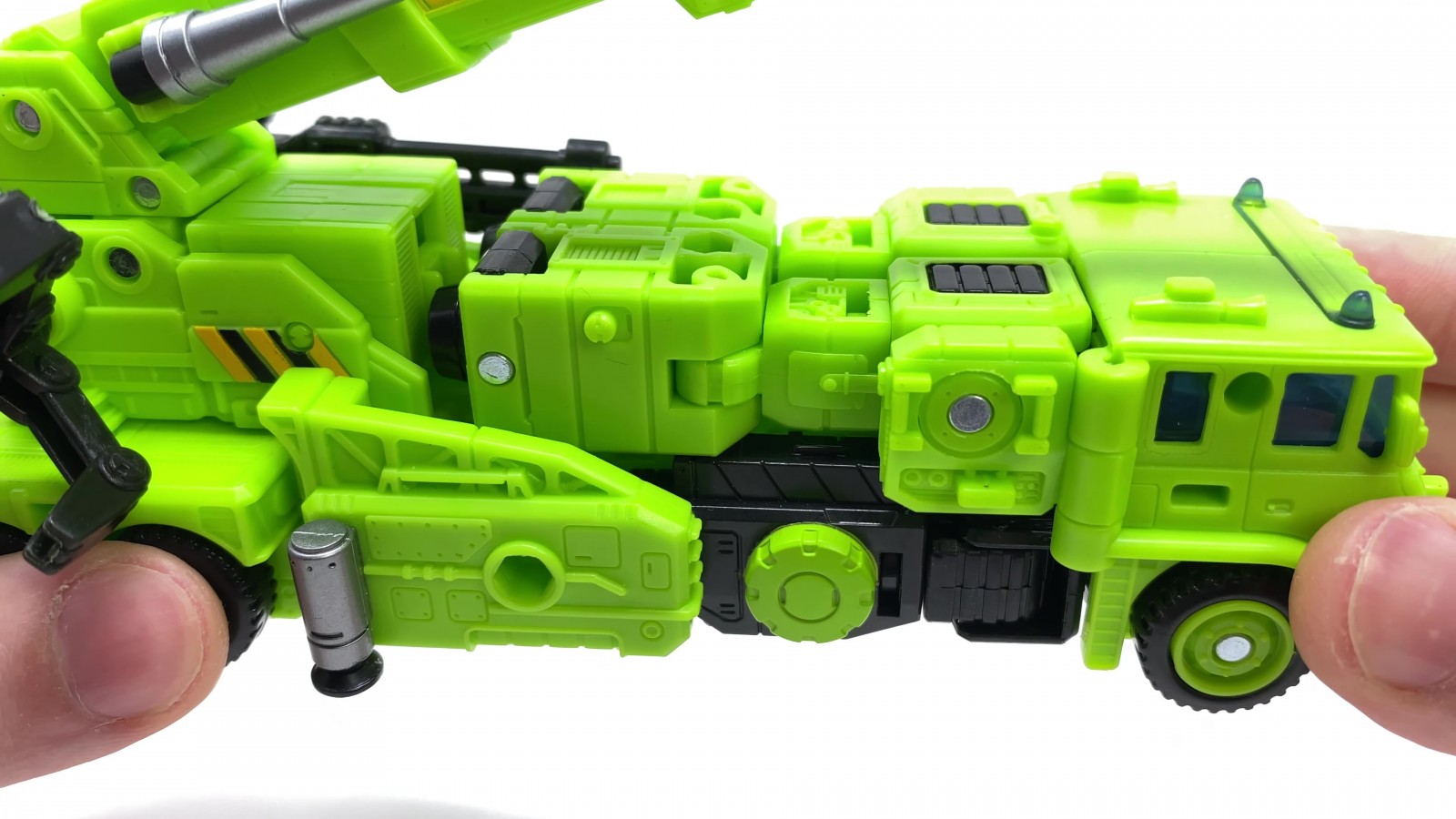 Transformers News: In Hand Images of Velocitron Hauler Transformers News: In Hand Images of Velocitron Hauler