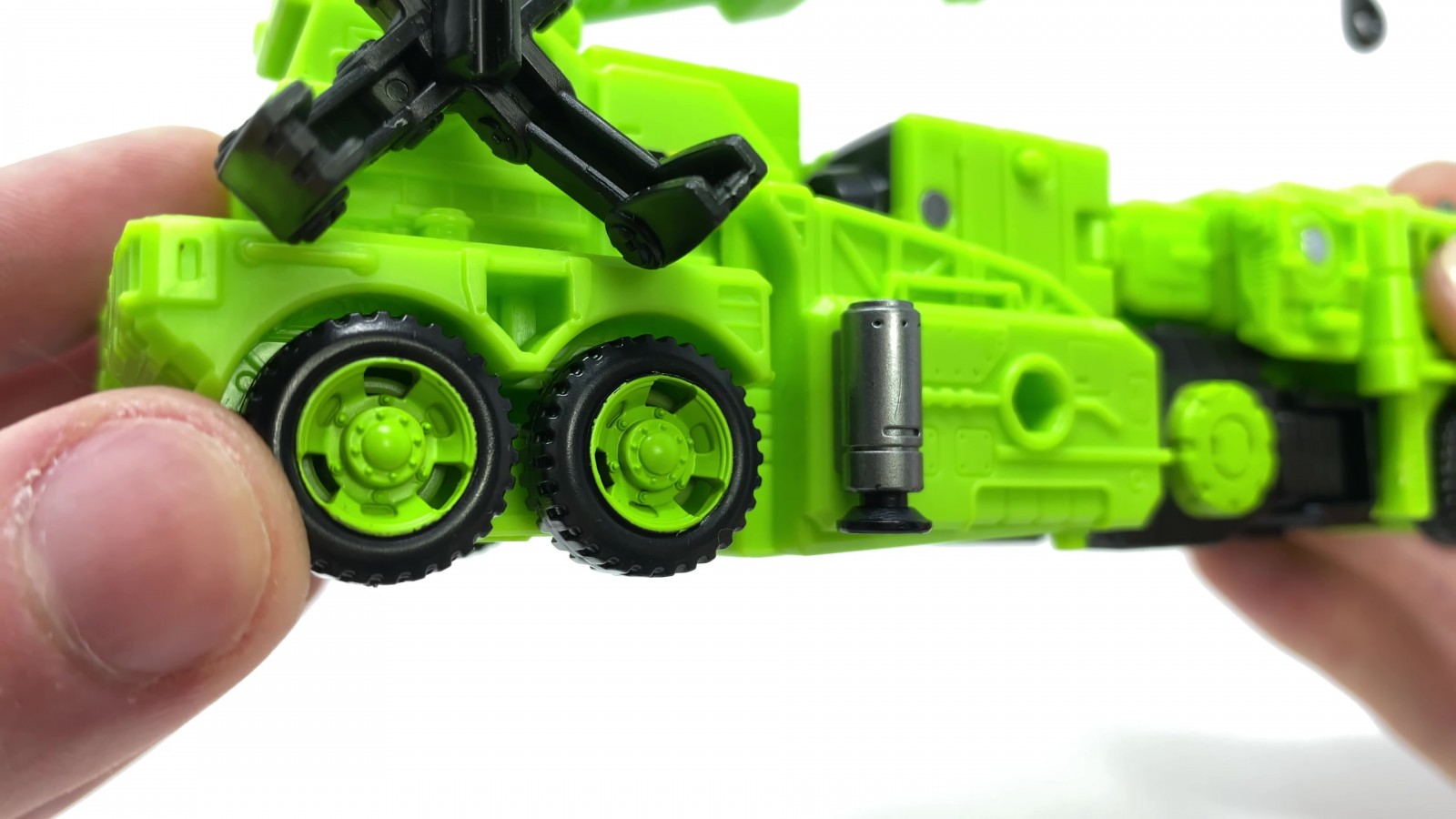 Transformers News: In Hand Images of Velocitron Hauler Transformers News: In Hand Images of Velocitron Hauler