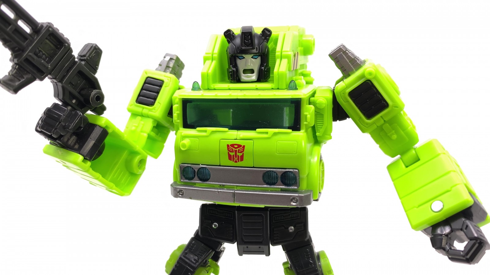 Transformers News: In Hand Images of Velocitron Hauler Transformers News: In Hand Images of Velocitron Hauler