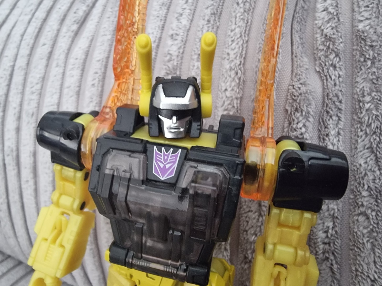 Transformers News: New Pics Show that the Transformers Creatures Collide 4 Pack Have Alternate Heads