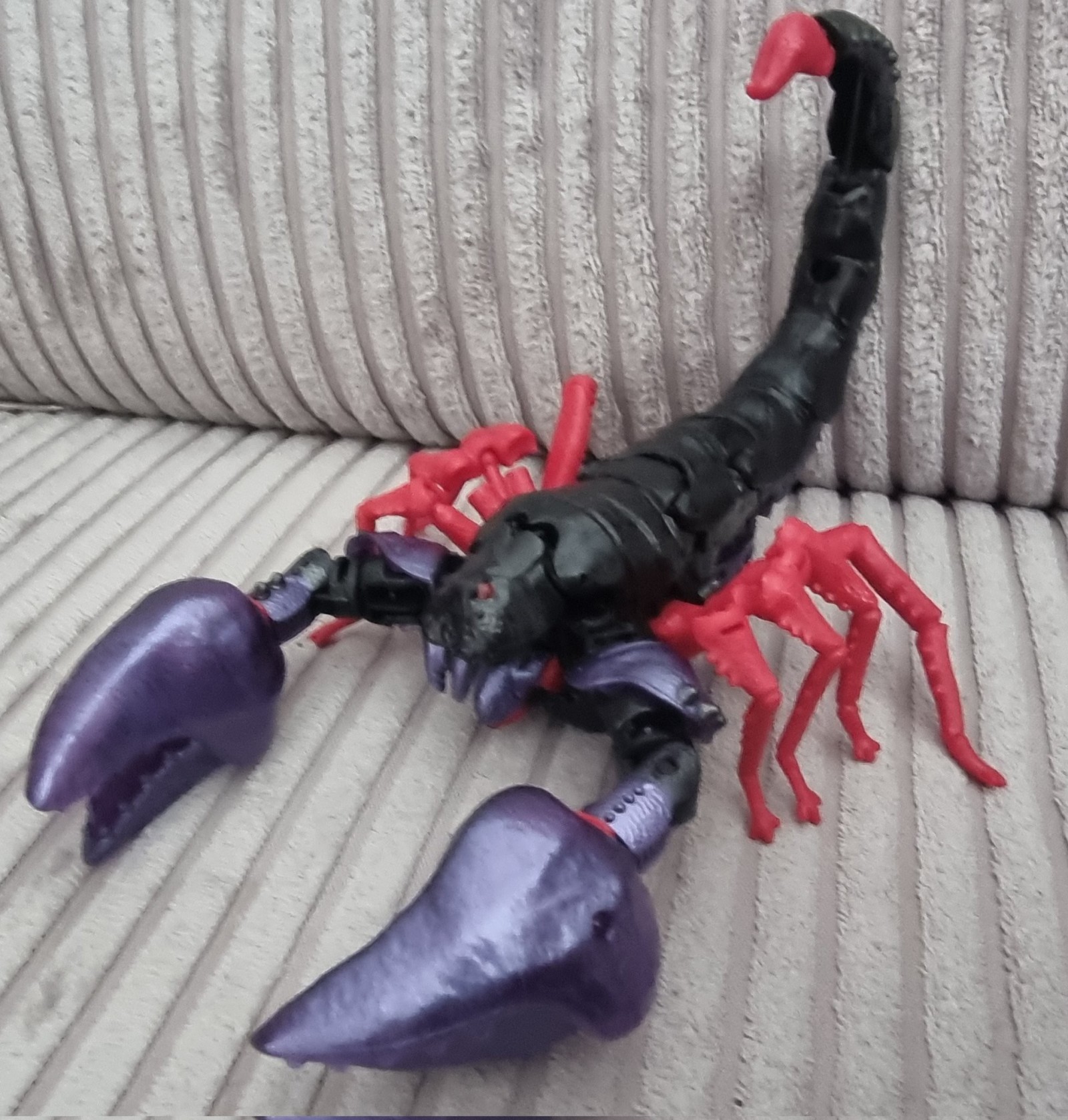 Transformers News: New Pics Show that the Transformers Creatures Collide 4 Pack Have Alternate Heads