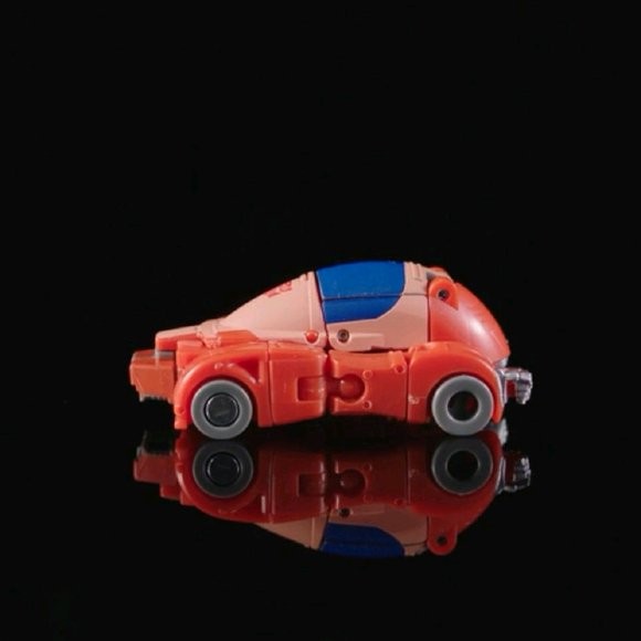 Transformers News: Better Look at Studio Series 86 Wheelie Transformers News: Better Look at Studio Series 86 Wheelie