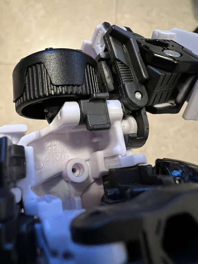 Transformers News: First Look at Transformers Velocitron Crasher (Go Bot) Transformers News: First Look at Transformers Velocitron Crasher (Go Bot)