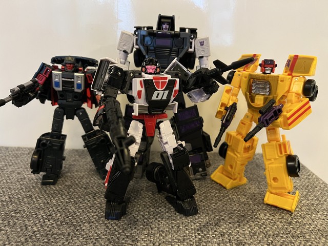 Transformers News: First Look at Transformers Velocitron Crasher (Go Bot) Transformers News: First Look at Transformers Velocitron Crasher (Go Bot)