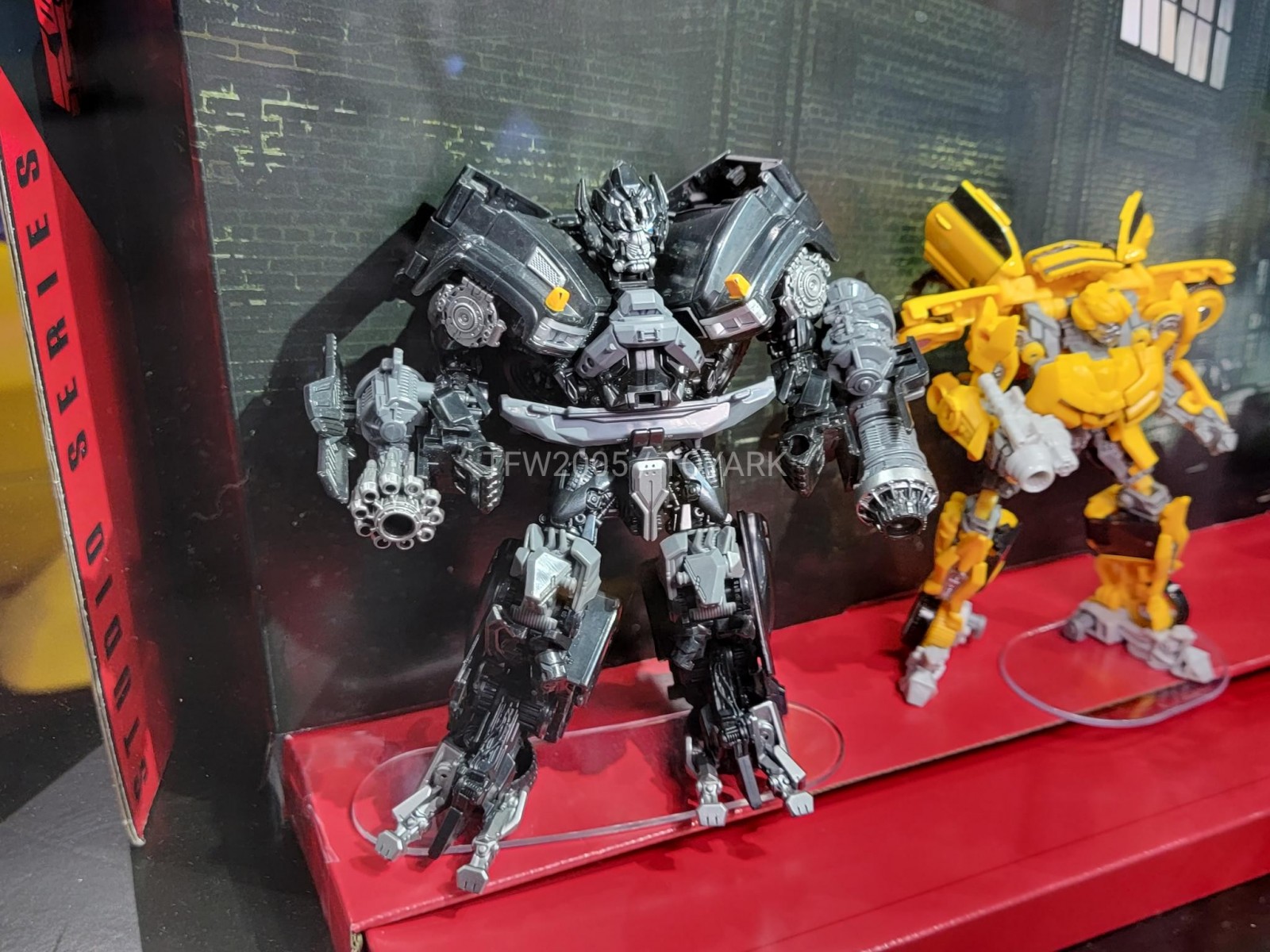 Transformers News: Images of Transformers Booth at SDCC's Preview Night