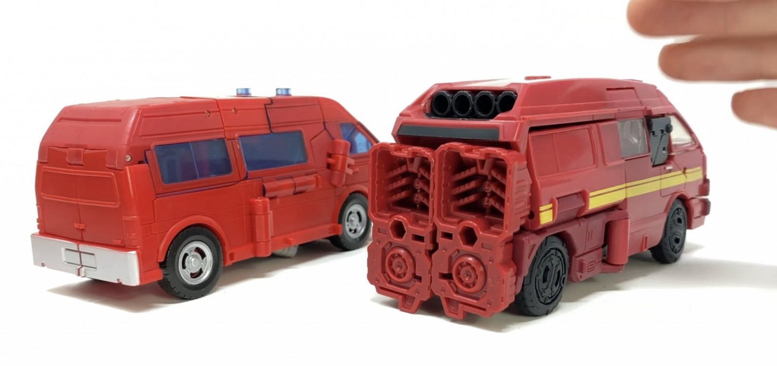 Transformers News: SS 86 Ironhide Review Provides Best Comparisons Yet Transformers News: SS 86 Ironhide Review Provides Best Comparisons Yet