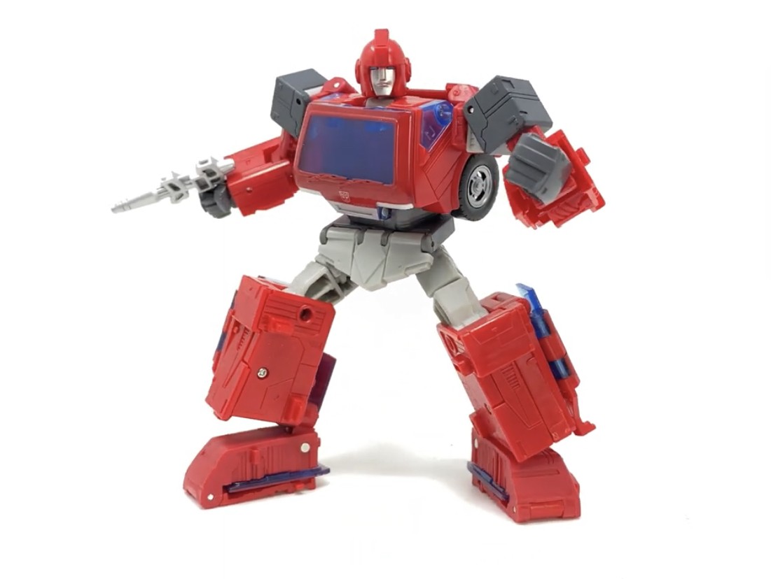 Transformers News: SS 86 Ironhide Review Provides Best Comparisons Yet Transformers News: SS 86 Ironhide Review Provides Best Comparisons Yet