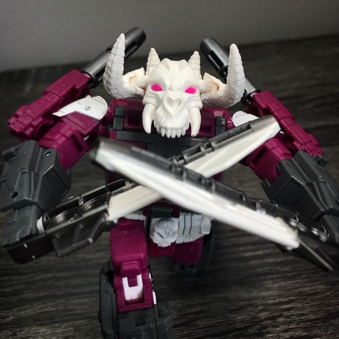 Transformers News: New In Hand Images of Latest Legacy Reveals + BTS Info on them like Explaining Megatron's Face Transformers News: New In Hand Images of Latest Legacy Reveals + BTS Info on them like Explaining Megatron's Face