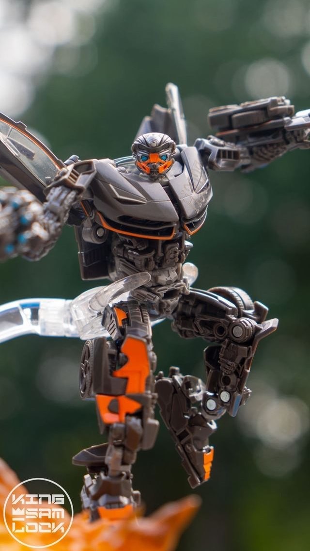 Transformers News: More Images of Studio Series Hot Rod and Crosshairs Showing Dynamic Poses Transformers News: More Images of Studio Series Hot Rod and Crosshairs Showing Dynamic Poses