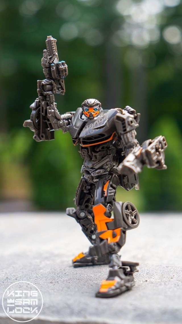 Transformers News: More Images of Studio Series Hot Rod and Crosshairs Showing Dynamic Poses Transformers News: More Images of Studio Series Hot Rod and Crosshairs Showing Dynamic Poses