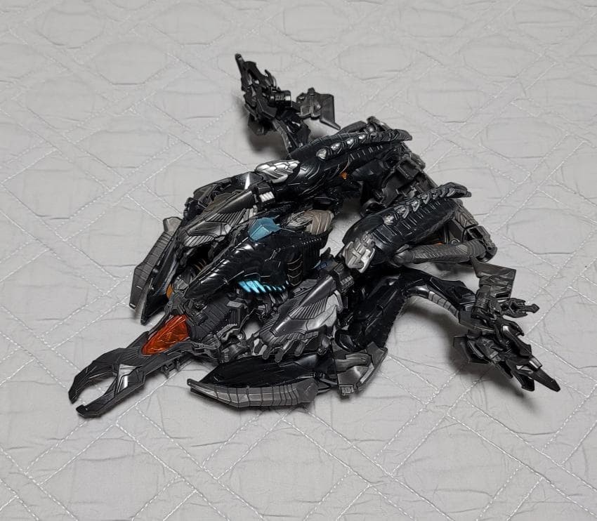 Transformers News: Video Review and New Images of Studio Series The Fallen Show More Comparisons for Scale
