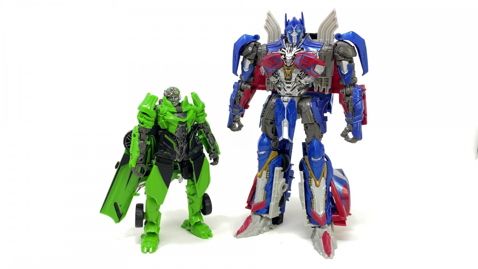 Transformers News: New In Hand Images of Studio Series Crosshairs with Comparisons Transformers News: New In Hand Images of Studio Series Crosshairs with Comparisons