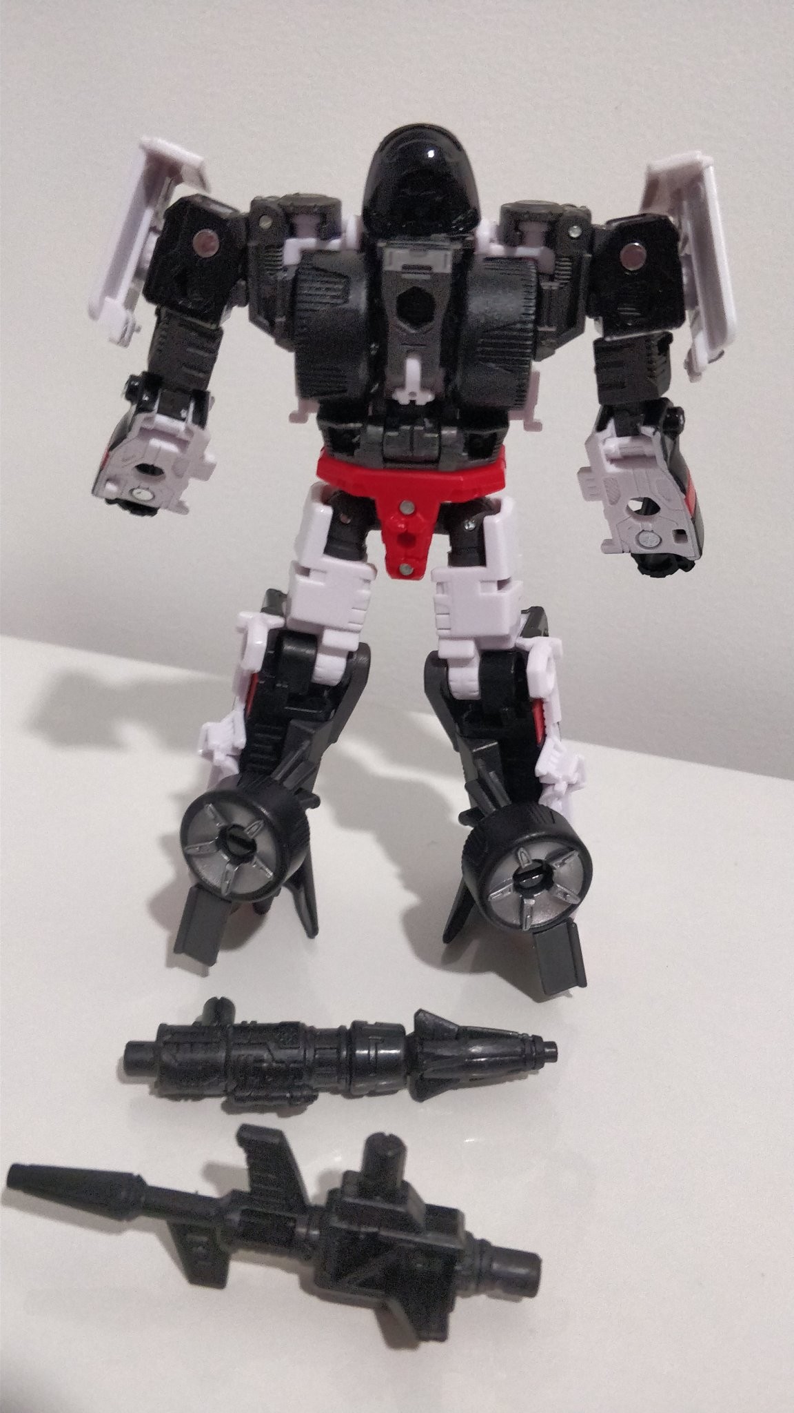 Transformers News: Wave 2 Velocitron deluxes out in New Zealand with first look at Shadowstrip Transformers News: Wave 2 Velocitron deluxes out in New Zealand with first look at Shadowstrip