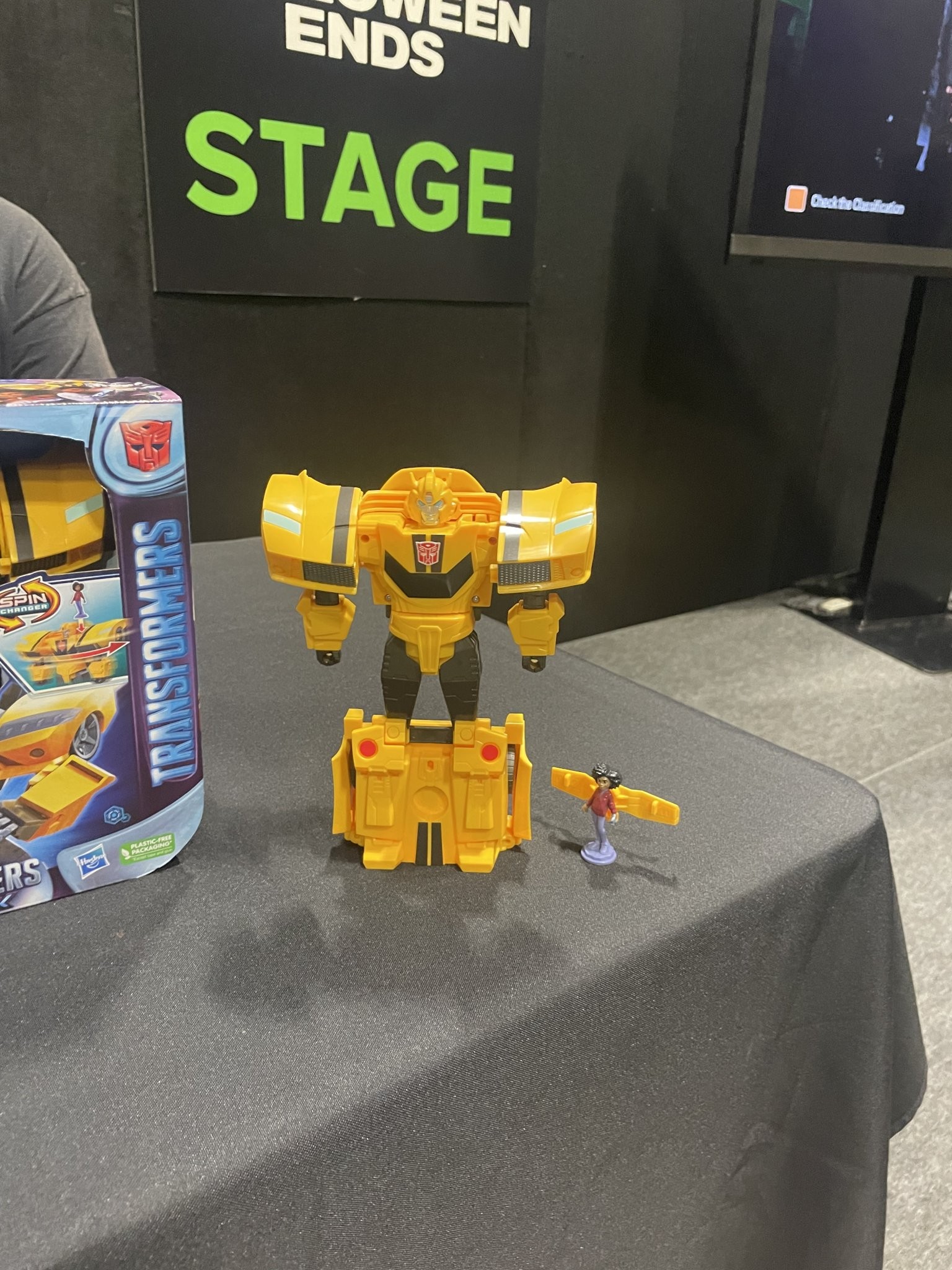 Transformers News: First Look at Earthspark Toys in Packaging at Oz Comic-Con