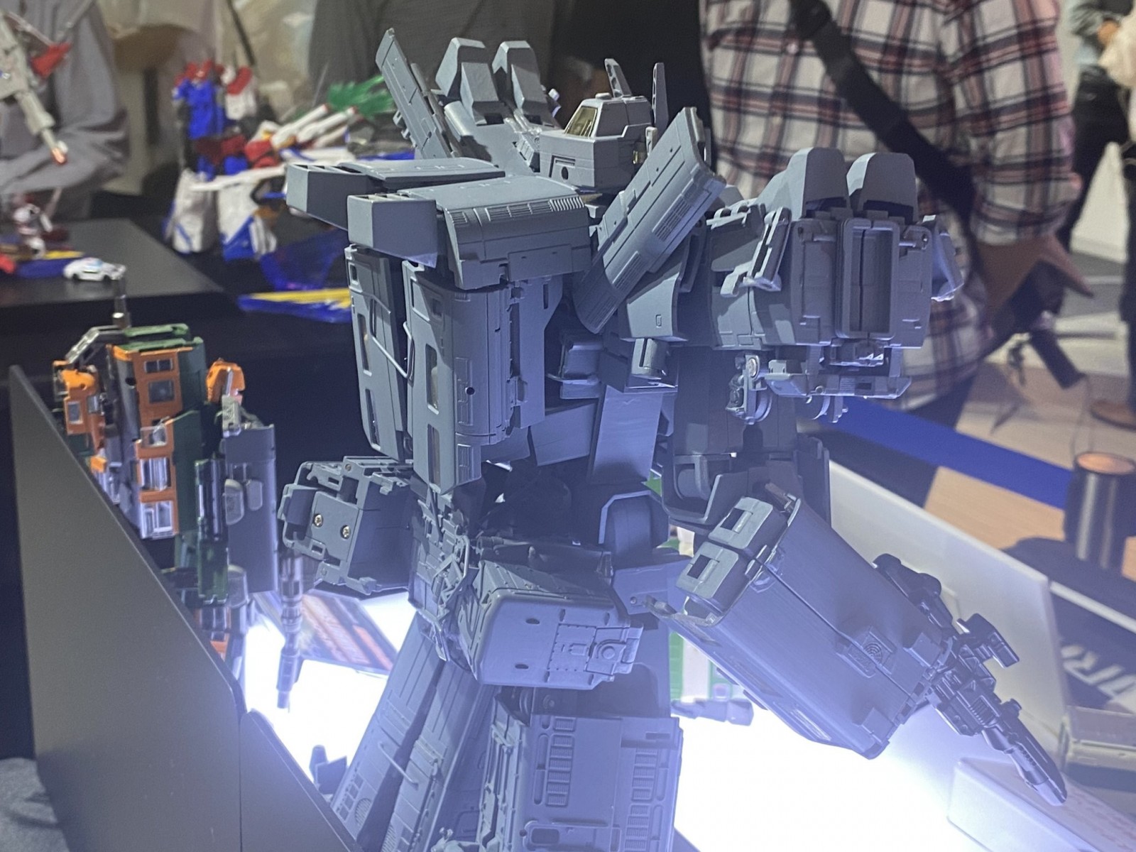 Transformers News: First Look at Legacy Breakdown, Prototype of MPG Raiden and More at Takara Tomy Hobby Expo Transformers News: First Look at Legacy Breakdown, Prototype of MPG Raiden and More at Takara Tomy Hobby Expo