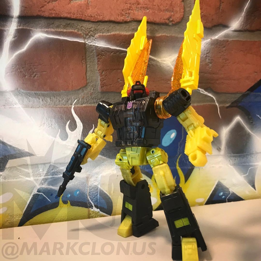 Transformers News: Designer Notes on Buzzworthy Bumblebee Releases Including Easter Egg on NEST Bonecrusher Transformers News: Designer Notes on Buzzworthy Bumblebee Releases Including Easter Egg on NEST Bonecrusher