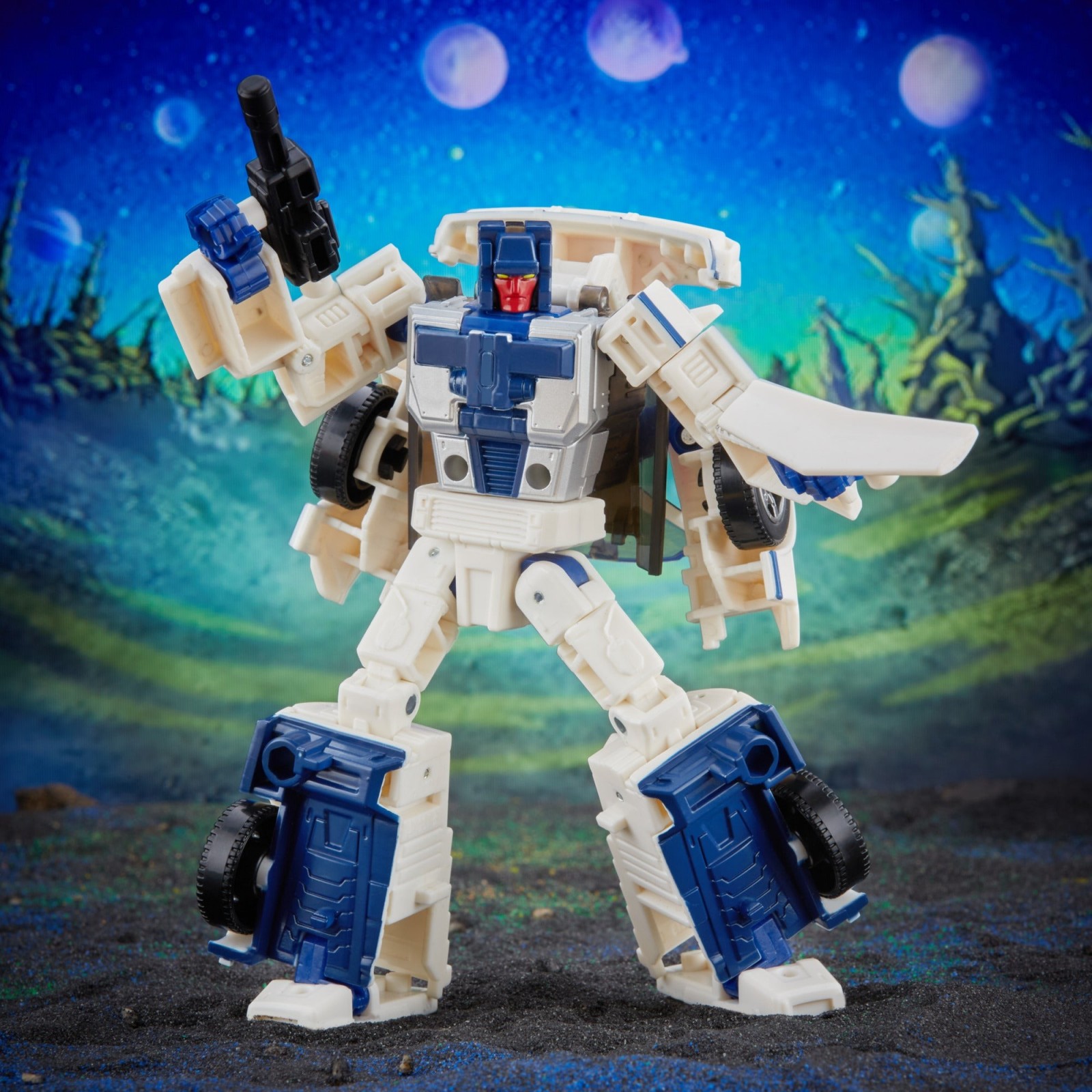 Transformers News: Stock Images of New Legacy Evolution Reveals Showing Weapon Gimmicks + Preorders Transformers News: Stock Images of New Legacy Evolution Reveals Showing Weapon Gimmicks + Preorders